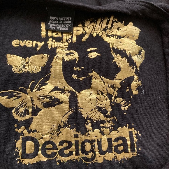 Dress with asymmetrical bottom with side slits - Picture 5 of 7